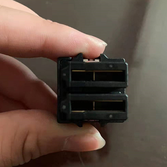 Original NetEngine 8000M14 Power Connector