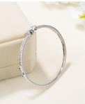 Senior Presence 18K Gold Diamond Bowknot Bangle 0.96ct Customized Design