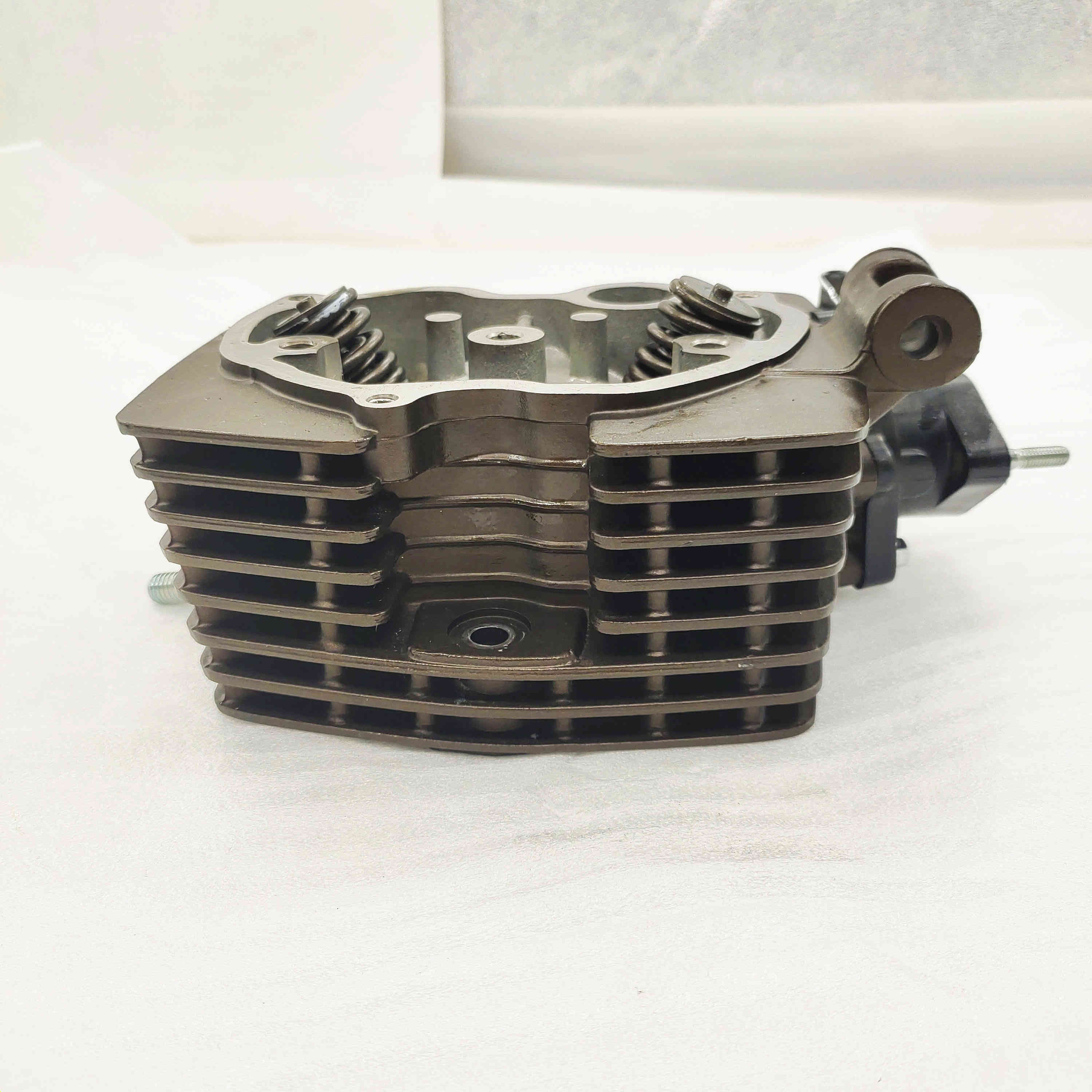 DAYANG Tricycle LIFAN150 Air-Cooled Engine Cylinder Head for Adult Custom Origin Type