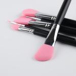 Custom Skincare Beauty Silicone Mask Brush , Wooden Handle Facial DIY Mask Brush