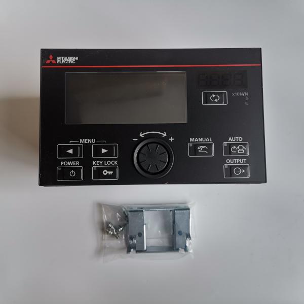 Mitsubishi controller LE7-40GU-L 100-240VAC wide voltage input tension control equipment