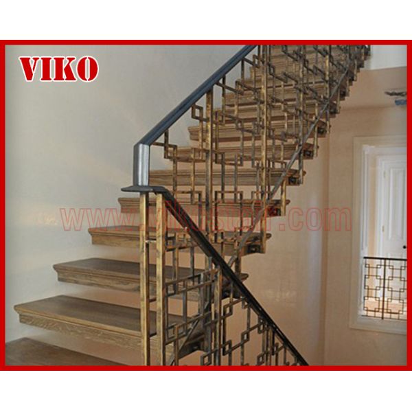 Floating Staircase VK49C Wrought Iron LED Light strip StringerBeech Tread American Oak StringerStainless Steel Powder