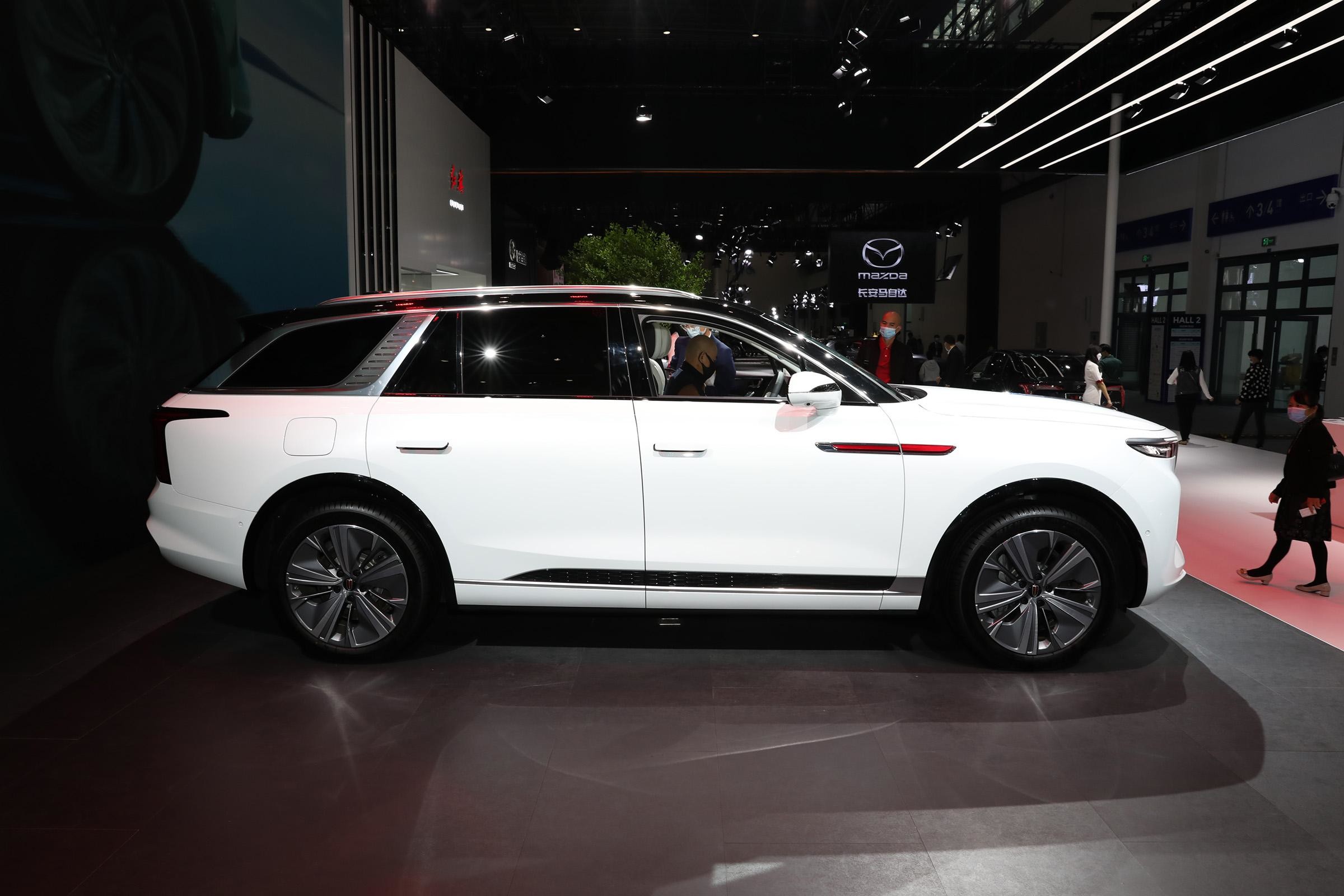 Hongqi E-HS9 4 Seats Auto Electric Cars New Energy Vehicles 0-60mph In 6 Seconds