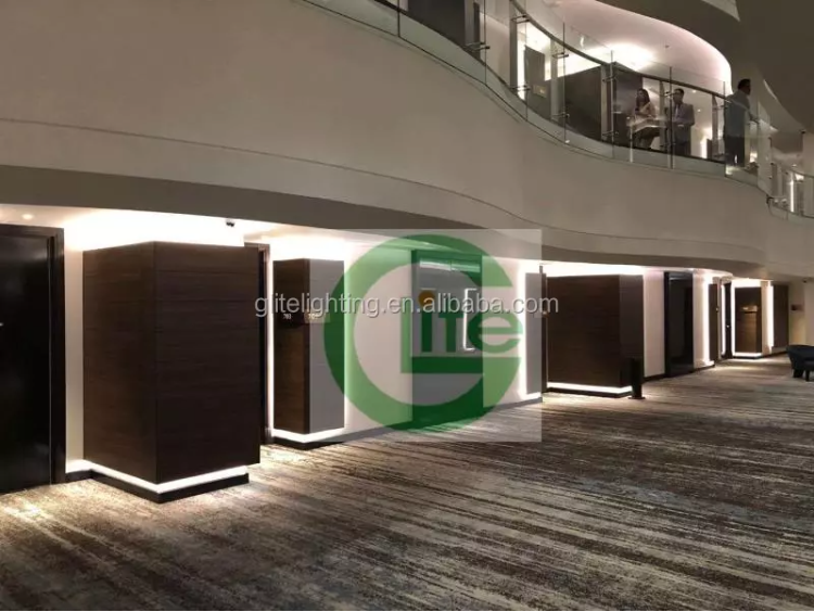 High Quality Digital Addressable WS2811 60led/Meter Dc12v Ip67 10mm Pixel Light Rgb Led Strip For Commercial Building