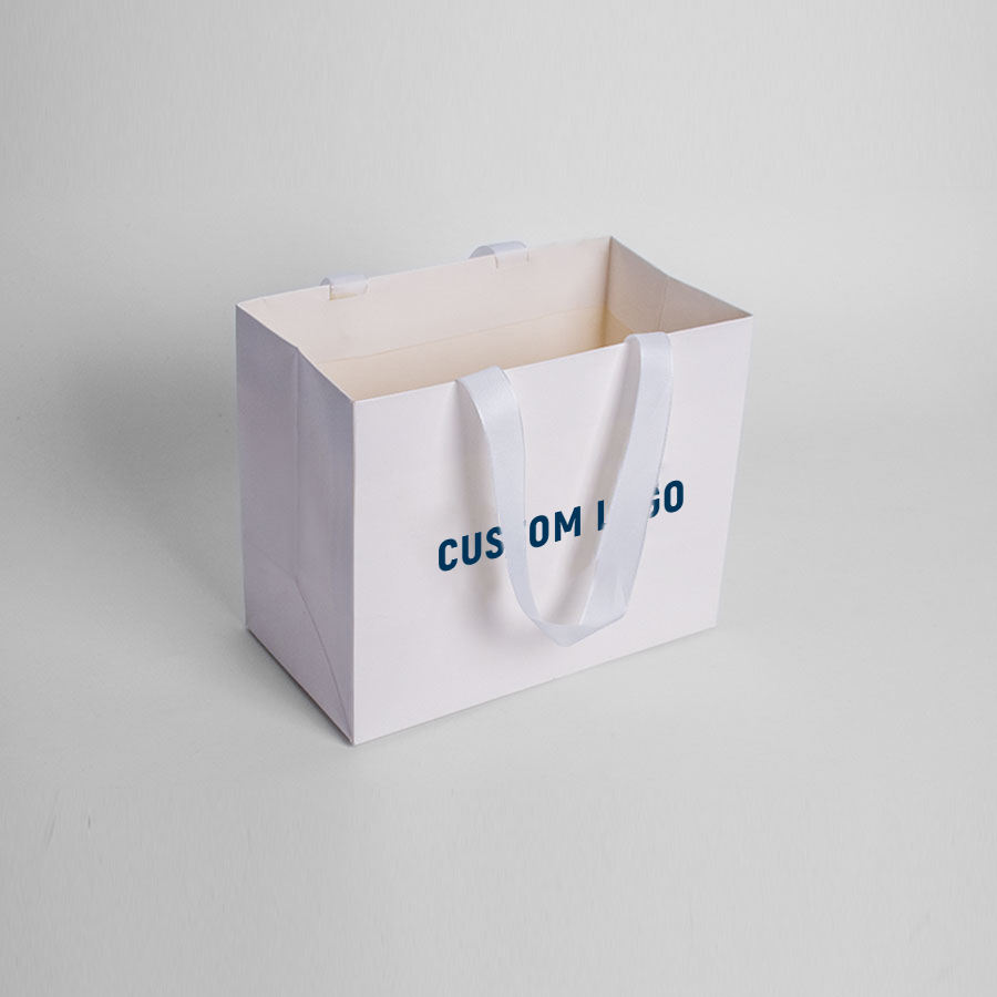Luxury Customized Printed Euro Paper Gift Bags With Logo Gravure Printing Ivory Board