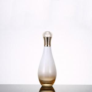 Wholesale Customs Gorgeous Perfume Bottles , Cosmetic Elements Cute Empty Perfume Spry Bottles from china suppliers