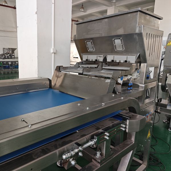 Accurate 3.6 * 1.9 * 2.2 White Tea Sorting Equipment For Precise Recognition And Fast Sorting