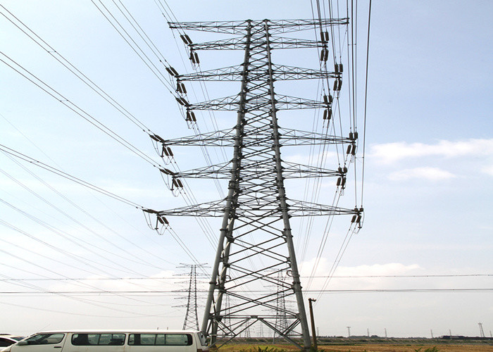 10kv - 750kv Lattice Steel Towers , 5 - 100m Structural Steel Antenna Tower