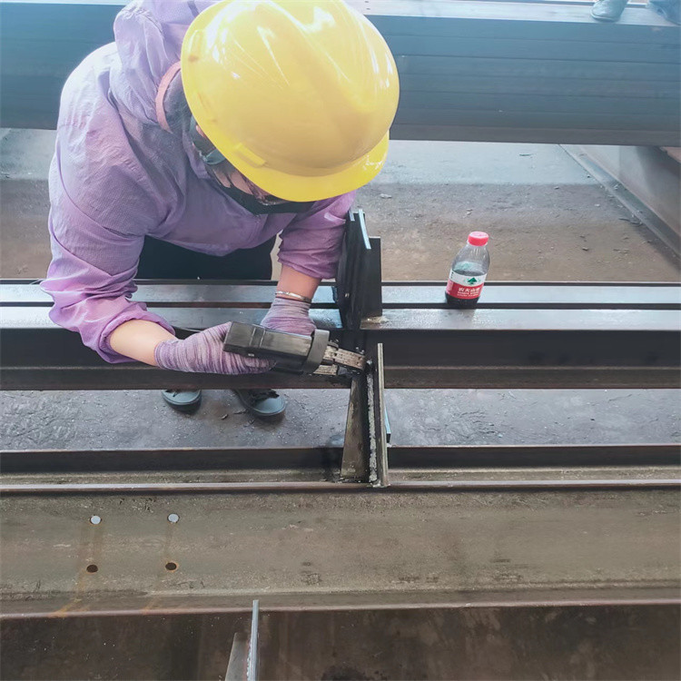 Load Carrying Capacity Prefabricated Steel Roof Truss Design Space Frame Q235