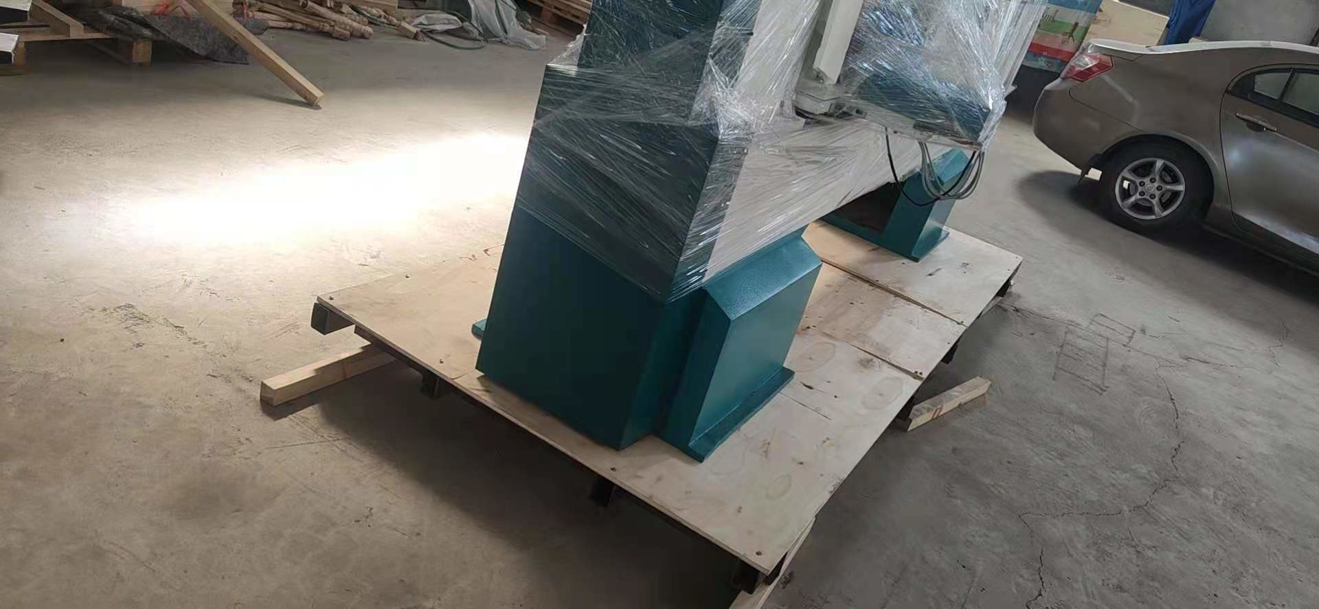 KC1530D CNC WOOD LATHE FACTORY IN CHINA DOUBLE SPINDLES CNC WOOD TURNING LATHE