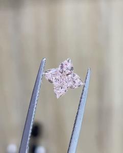 Wholesale Fancy Cut Flower Shape Lab Grown Baby Pink Diamonds IGI Certified VVS Clarity from china suppliers