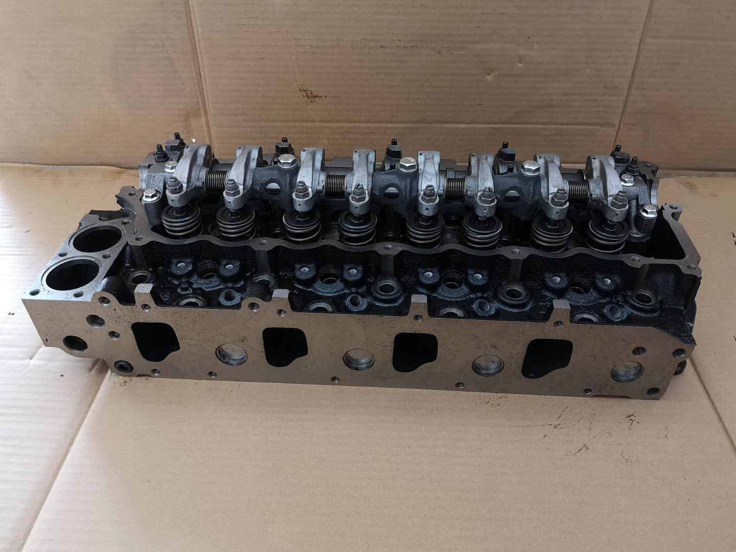 4HG1 Cylinder Head Assembly NPR71 Engine Parts 4HG1T Include Rock Arm Valve Camshaft All Spare Parts