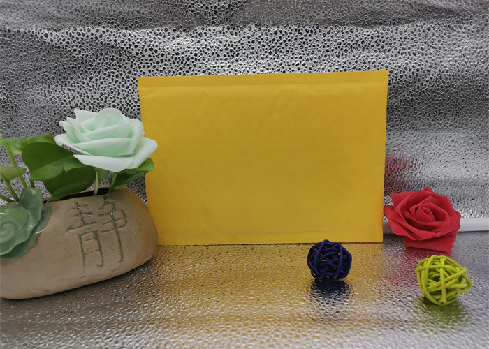 Biodegradable Eco Friendly Bubble Mailers Bags Custom 8x4 Kraft Paper