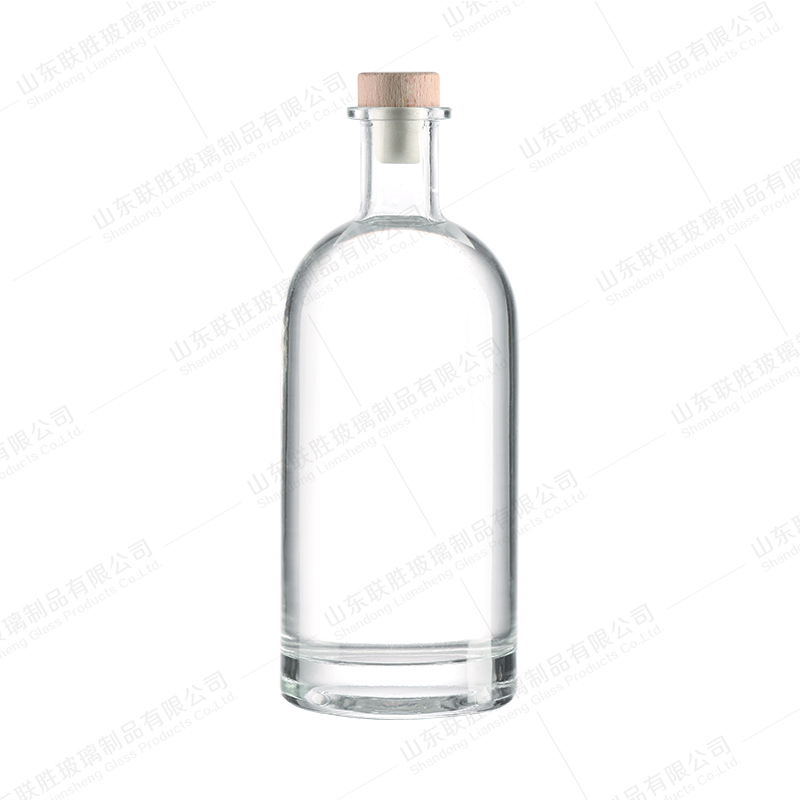 Decal Surface Handling 750ML 500ML Clear Spirit Glass Bottle for Vodka OEM/ODM Acceptable