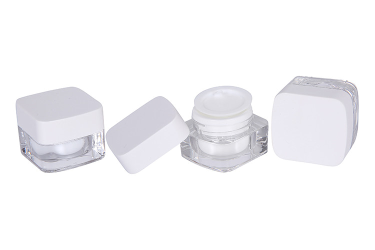 5g Customized Color And Logo Mini Trial Acrylic Face Cream Jar Small Size Best For Travelling Skin Care Packaging UKT11