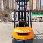 Toyota Used Diesel Forklift 7F 3 Ton 6 Meter Lifting Height Three Stages Masts