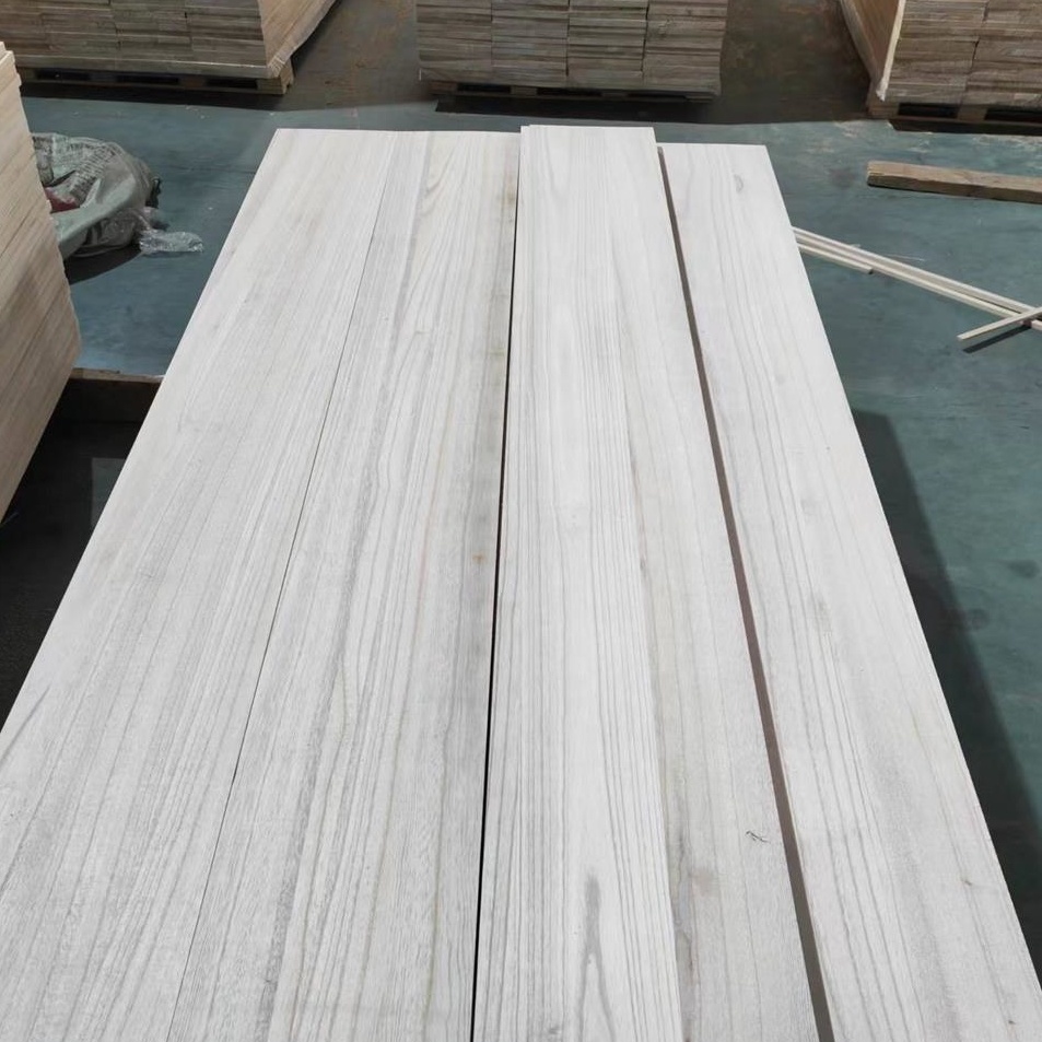 Solid Wood Paulownia Board for Furniture Bleached Paulownia Wood Moisture Content 8%-12%