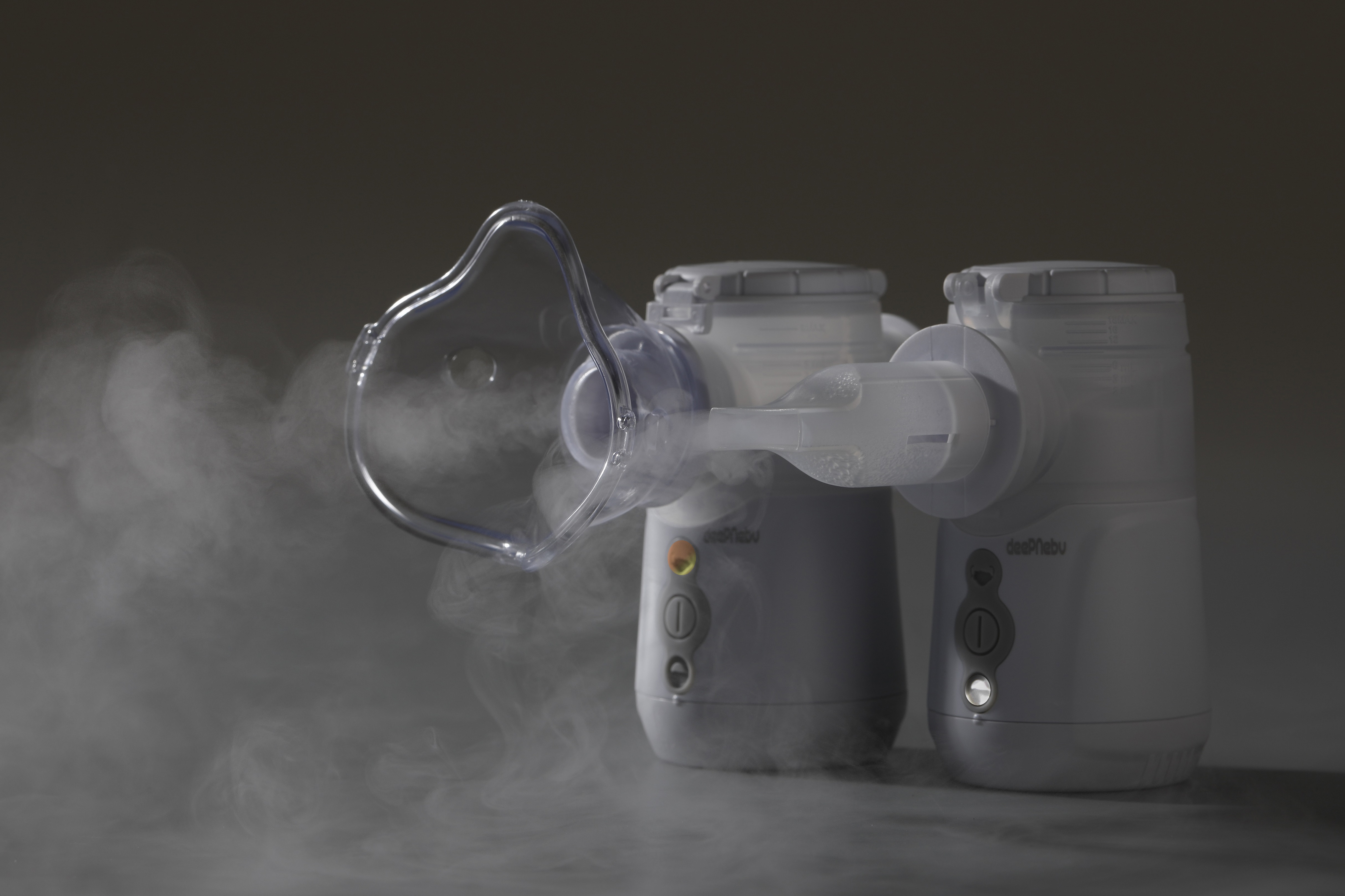 1.5μm - 4μm Cough Inhaler Machine Nebuliser Machine For Adults Infants Children