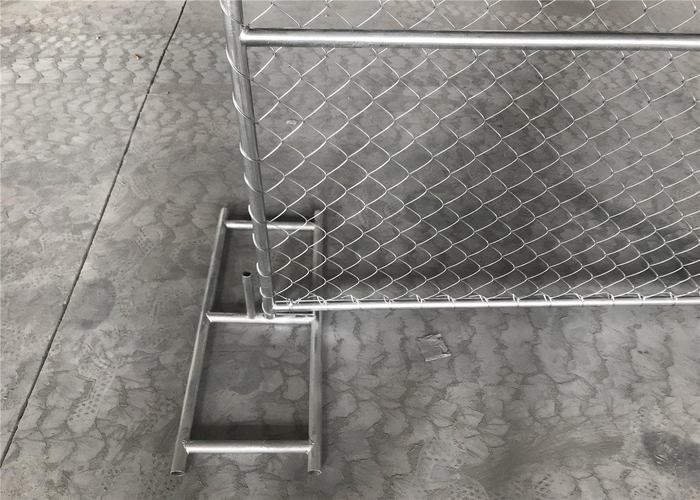 6'X12' temporary fence panels in chain wire mesh 60mm x 60mm diameter 2.70mm tube 1.25inch with1.8mm wall thick