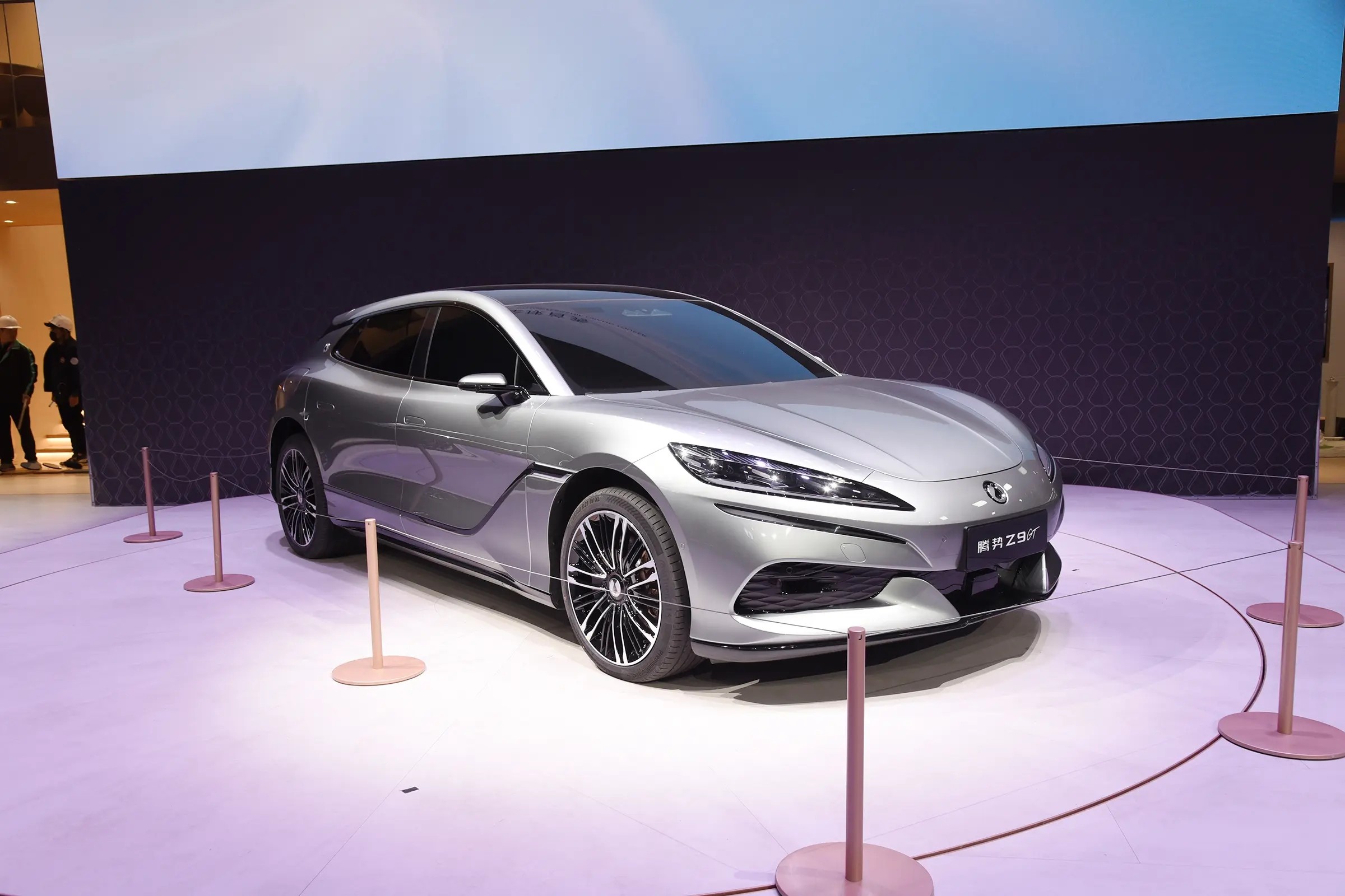 2024 Popular New Energy Vehicles Denza Z9 GT 700km Long Range Ev Cars