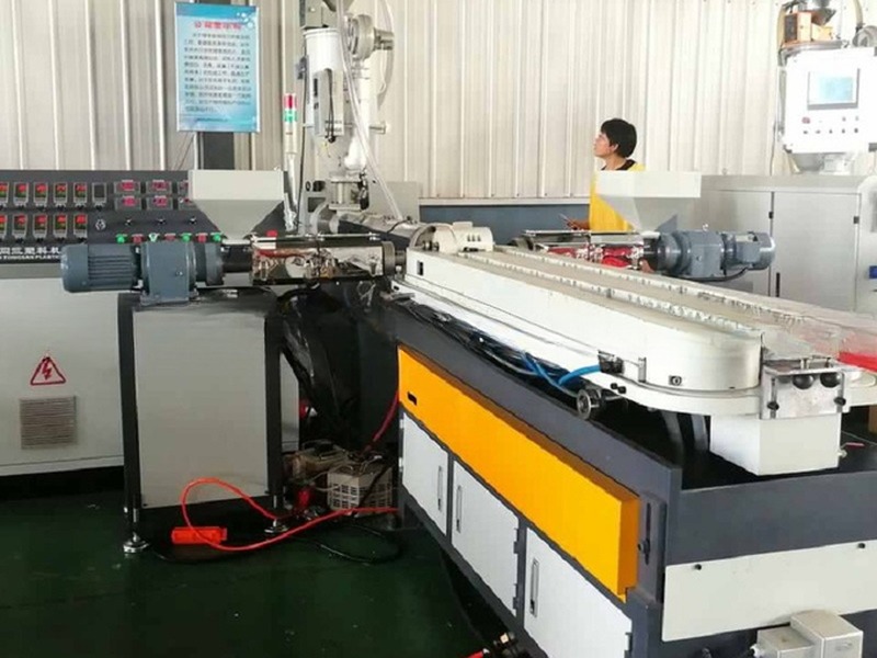 Quick-Finish PVC Single Wall Corrugated Pipe Line