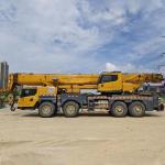 Building Telescopic Crane 130 Ton Truck Crane XCT130 Maximum Travel Speed 80 km
