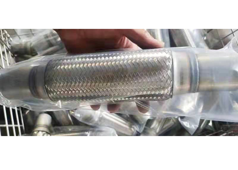 1.75 X 8 X 12 Inch Braided Flex Pipe 1 3/4 Inch Inside Diameter Overall 12 Inch