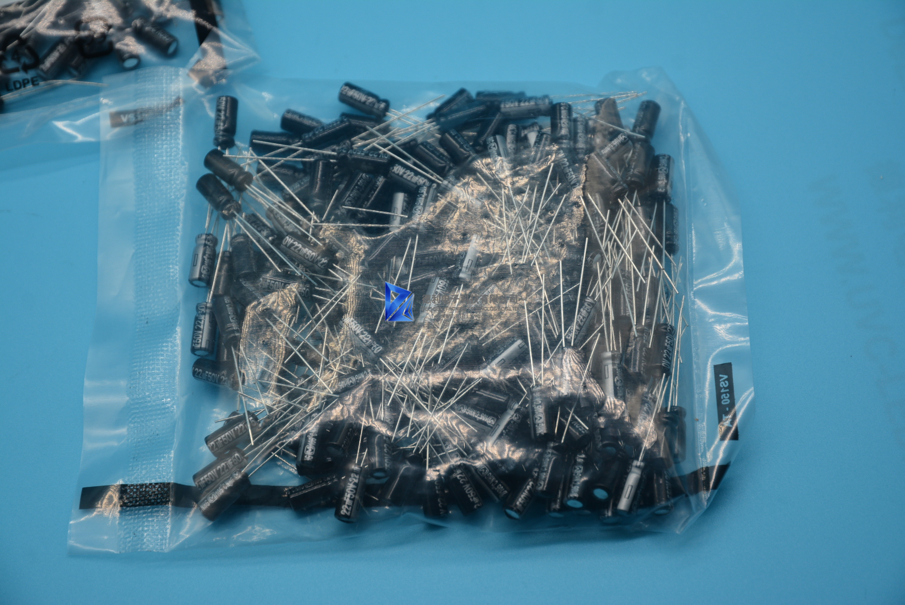 71mA 22uF Cap Aluminum Electrolytic Capacitor Panasonic ECA-1JHG220