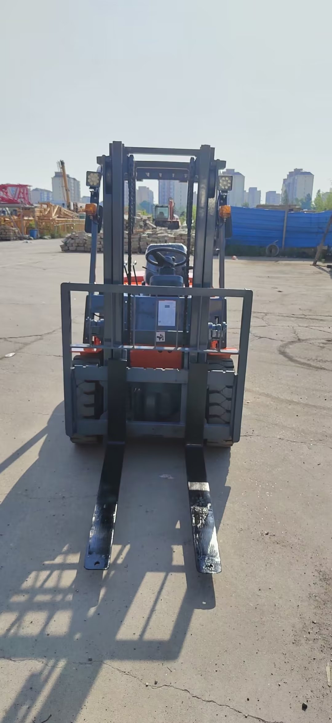 Style Heli 8 Ton Forklift Used with Overall Dimensions 2775x122x2235