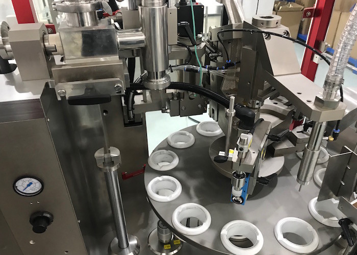 High Accuracy Cosmetic Bottle Filler , Cosmetic Packaging Machine Health Beauty