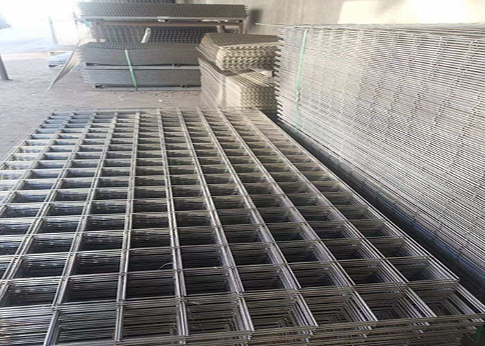 Square Hole Silver 4 Inch Galvanised Weld Mesh Fence Panels