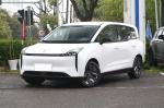 High Performance 5 Seater MPV Electric Car 5 Doors New Energy Benteng NAT 419KM