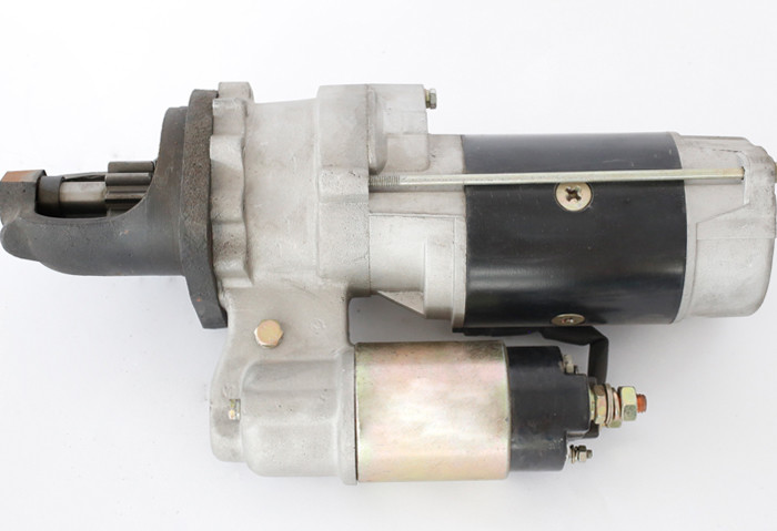 6BTAA Engine Water Pump 328510 Hyundai R220-7 Excavator Parts Water Pump