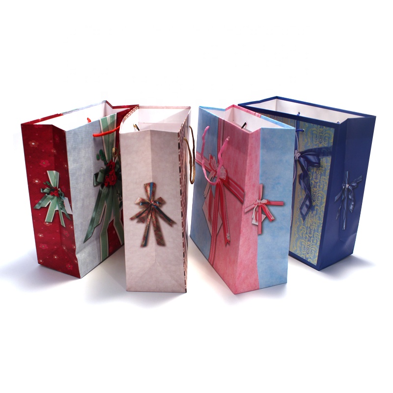 Recyclable Kraft Paper Bags With Handles Offset Printing Simple Design