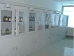 Anti Corrosion Biology Lab Furniture , White Medicine Cabinet With Automatic Fan