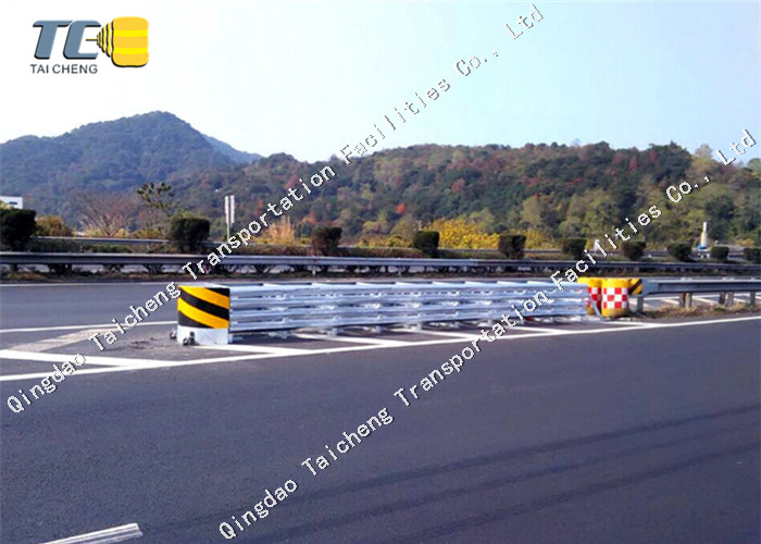 Traffic Safety Crash Cushion Anti Collision Steel Barrier for Sale Crash Cushion Attenuator