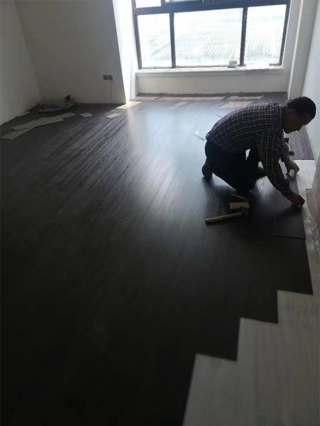 Dark Grey SPC Waterproof Flooring Stone Plastic Composite GKBM Greenpy MJ-W6010