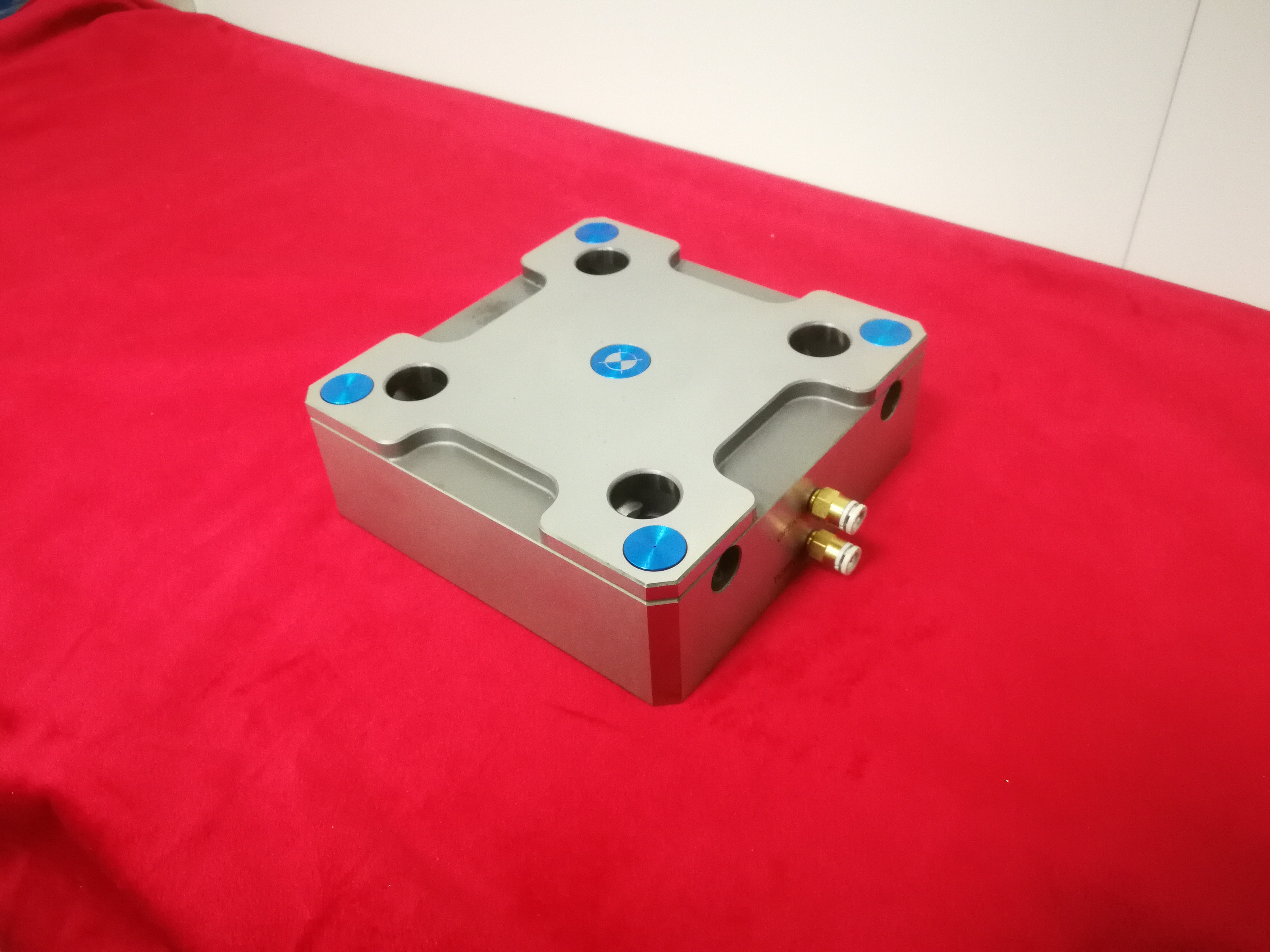 CNC Clamping Pneumatic Air Vise Pneumatic Fixtures For 3/4/5 Axis CNC Equipment