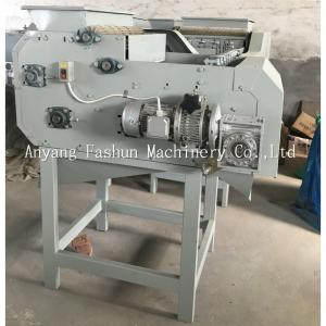 Wholesale cashew nut shelling machine, cashew sheller, one time open 10 pcs cashews from china suppliers