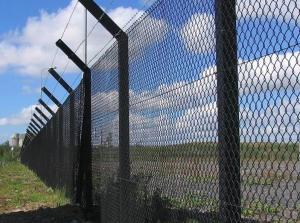 Wholesale 25m Roll High Security Chain Link Fence 60X60mm Diamond Wire Mesh Fence from china suppliers
