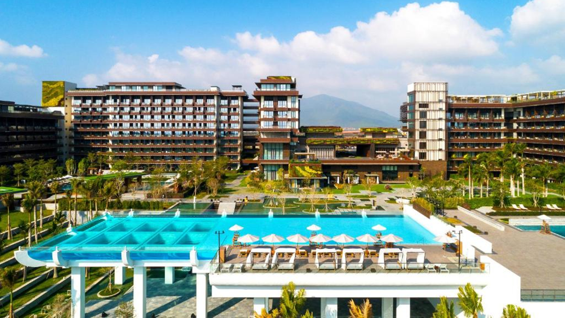Thick Swimming Pool Acrylic Panels Density 1.20g/cm3 Thickness 30mm-950mm Unbreakable