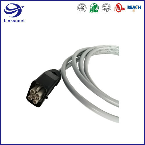 Rail Transit Wire Harness With HanQ IP65 Bulkhead PC Heavy Duty Connector
