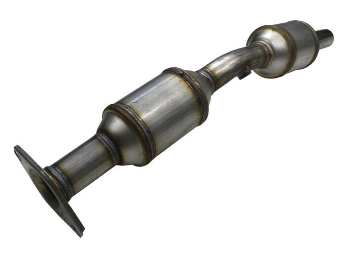 Front Prius 1.5L Toyota Catalytic Converter 2004 2005 2006 2007 2008