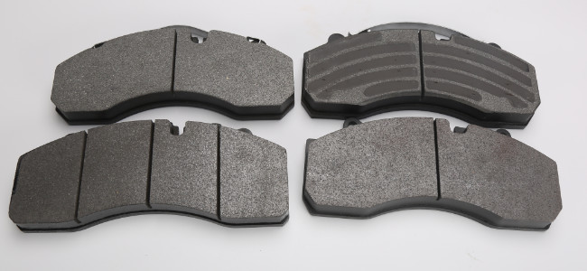 Passenger Cars Metallic Brake Pads 50000Km - 60000 Km Warranty