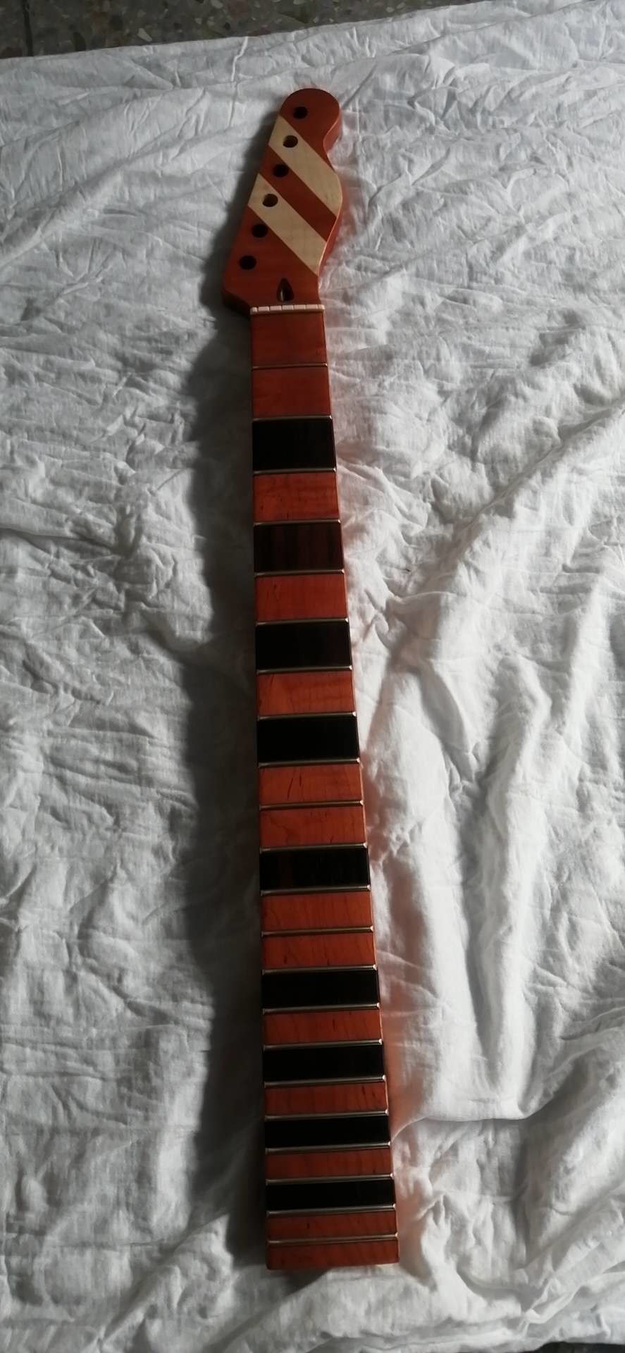 Custom Grand Paddle Guitar Headstock Unfinished Roasted Maple ST Guitar Neck Electric Acoustic Guitar Accept Kinds OEM
