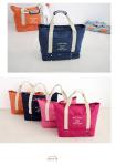 Colorful Foldable Travel Bag With Letter Pattern Printing 54 . 5 * 37 * 16CM