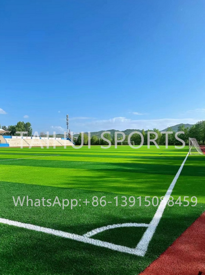 30-70kg/m3 Shock Pad Patterned Poly Ethylene Friendly-Environment for Soccer Field/Golf Field/Rugby Field/Hockey Field