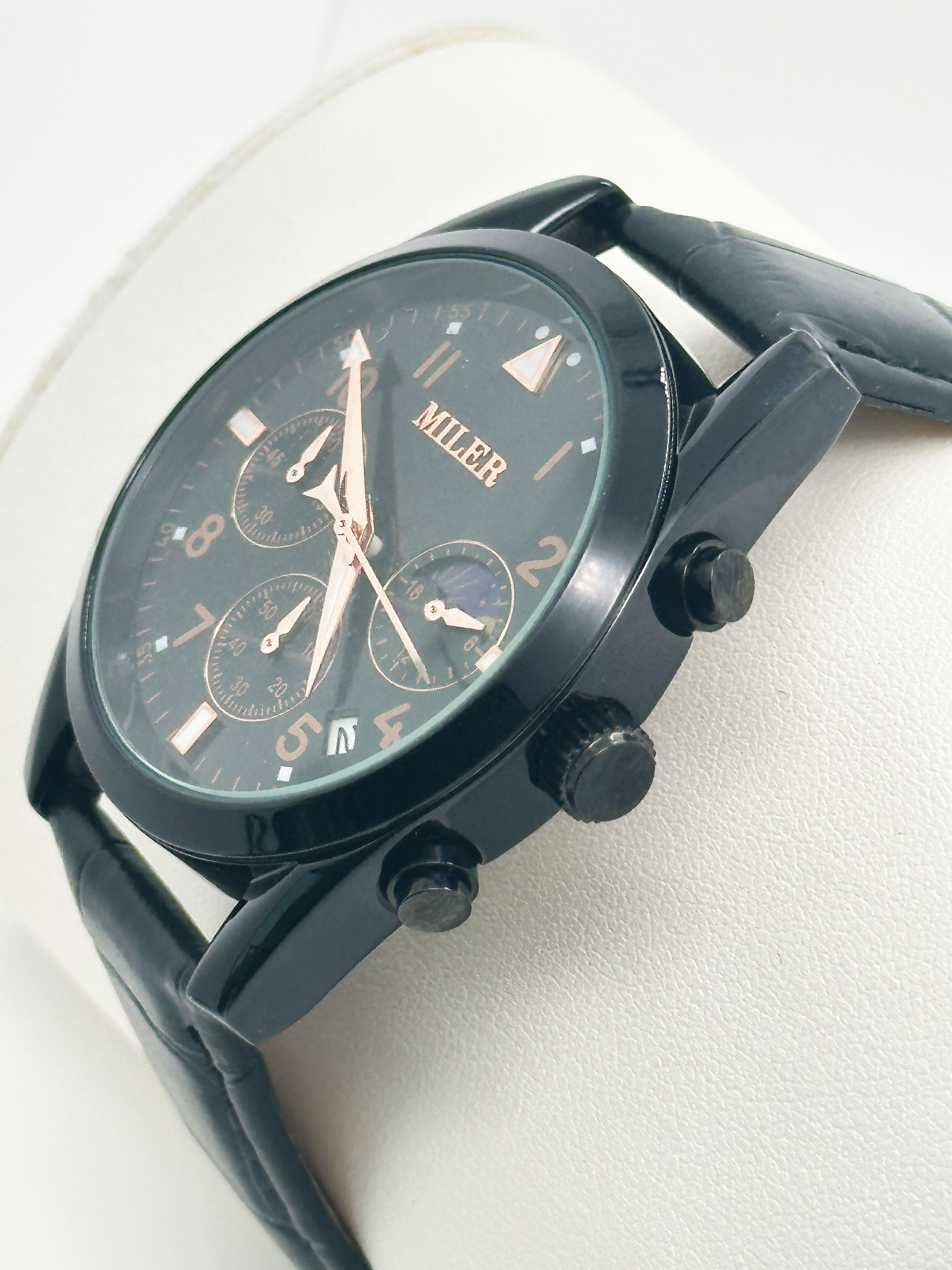 Custom Luxury Waterproof Wristwatch Analog And Digital Display Mens Stylish Watch