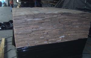 Wholesale Crown Cut Black Walnut Wood Veneer , Natural Wooden Veneer Sheets from china suppliers