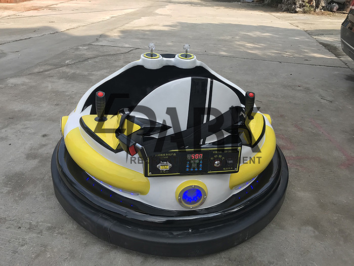 Laser Battle Kids Bumper Car Coin Operated Left And Right Movement